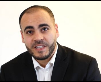 Ahmed, Directeur d'agence