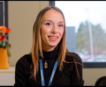 Cecilia, Conseillière client 