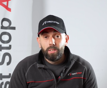 Frédéric, technicien maintenance pneus véhicule industriel