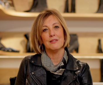 Stéphanie, responsable de magasin chez Mellow Yellow