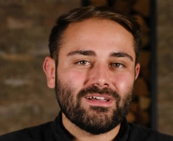 Louis, directeur de magasin