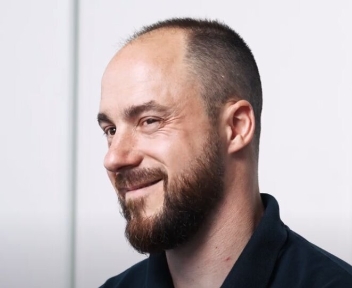 Découvrez le métier de Responsable d’Antenne chez DESCOURS & CABAUD