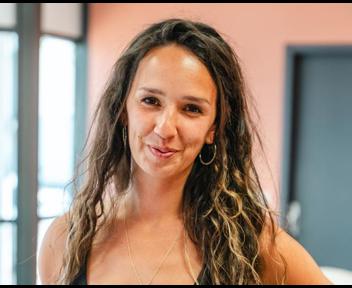 Mélina, Responsable de Développement Commercial