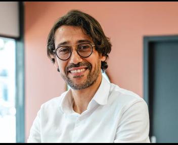 Rachid, Formateur