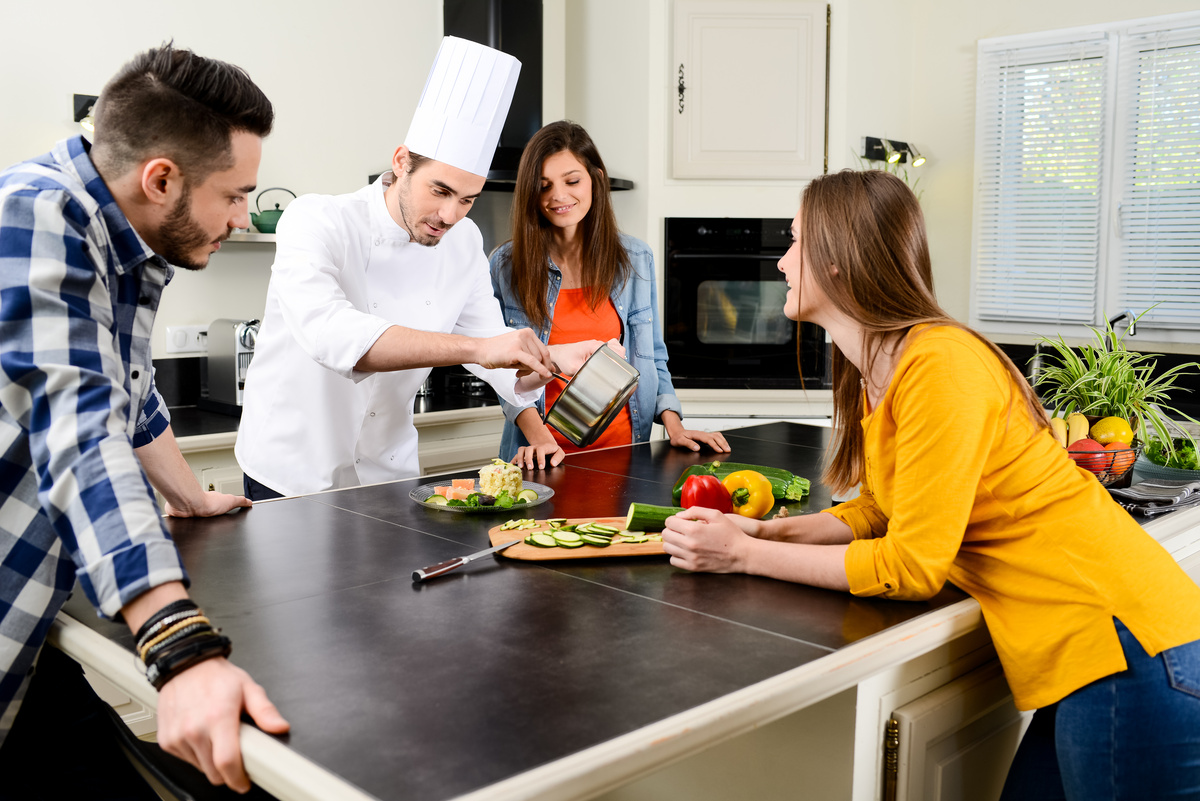 Job Role Of A Dining Room Assistant