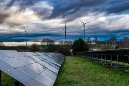 Industrie verte : nouvelles initiatives pour soutenir la filière photovoltaïque française